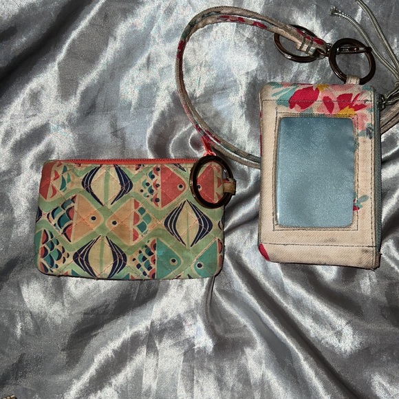 Vera Bradley mini pouch!! - Picture 4 of 4
